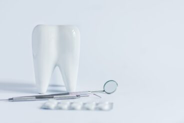 AdobeStock_360512355 歯のイメージ
